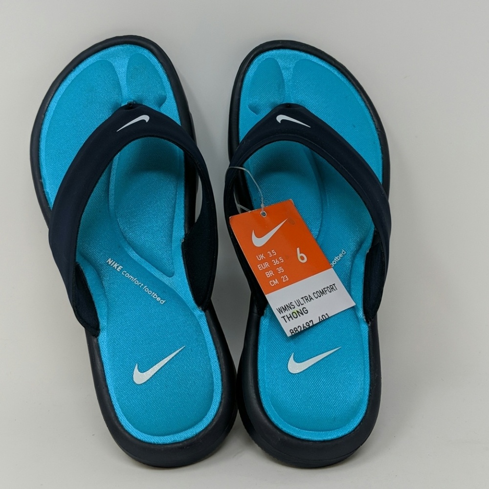 NWT Nike Womens Thong Flip Flops